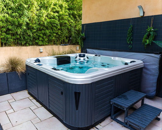 Hot Tub Health Benefits UK: Relieve Stress, Improve Sleep & Soothe Aches