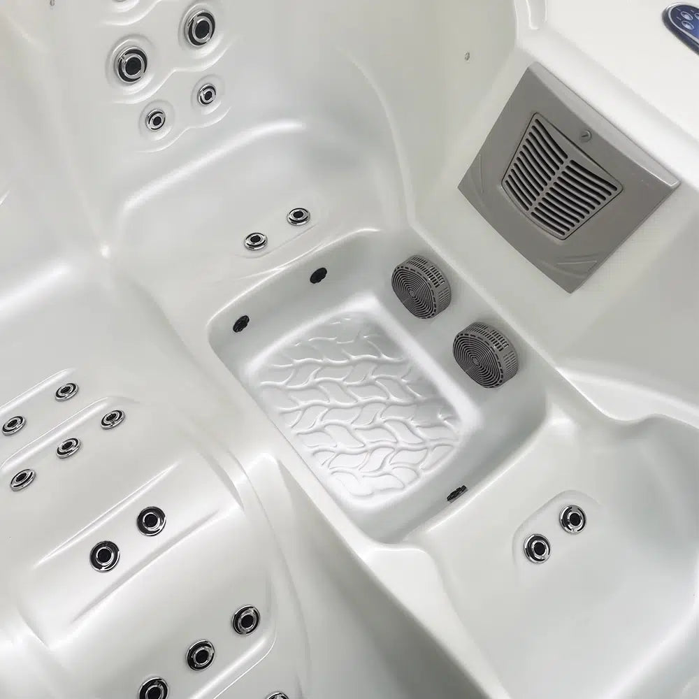 Centuraheat Triglav Luxury 3-4 Seater Spa Hot Tub - White Pearlescent